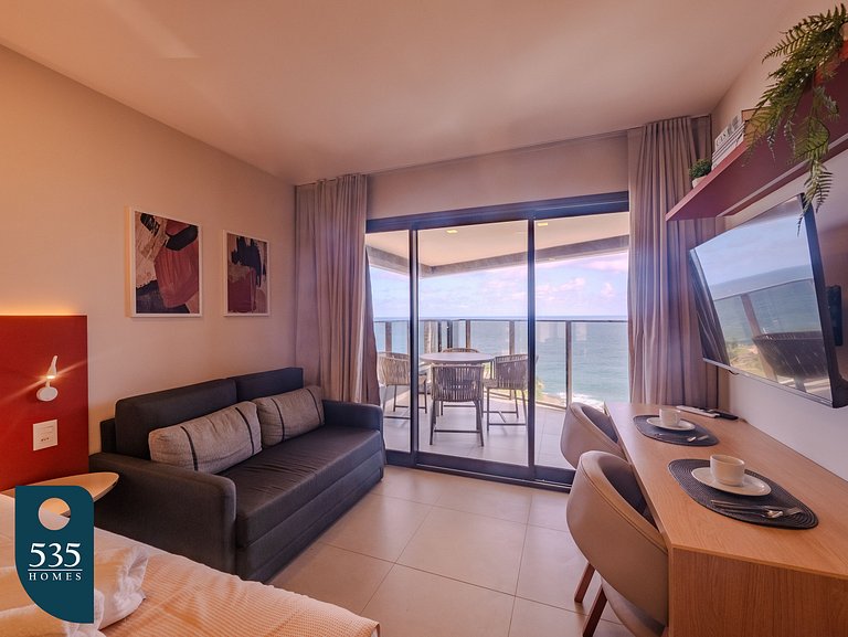 Direct view of Morro do Cristo and the sea