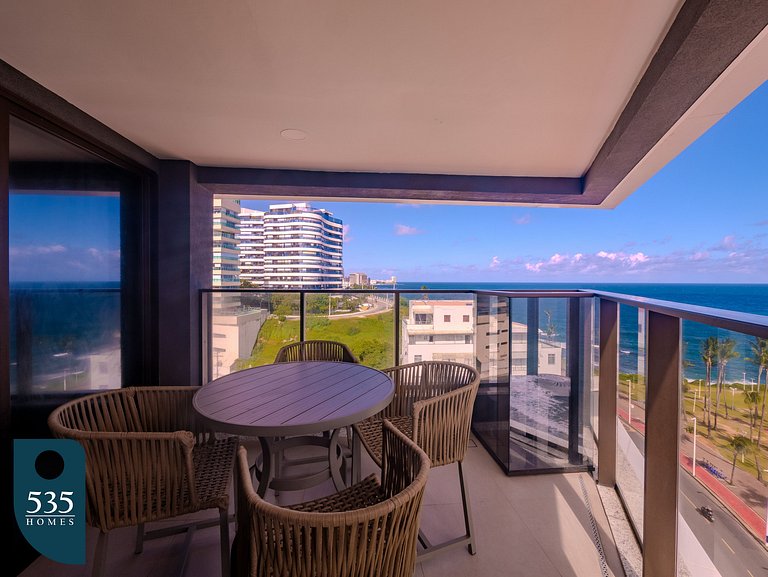 Vista direta para o Morro do Cristo e o mar