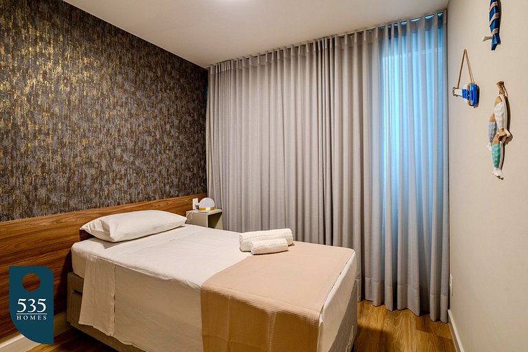 8th floor in Stella Maris just 400m from the sea