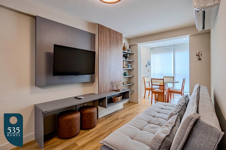 8th floor in Stella Maris just 400m from the sea