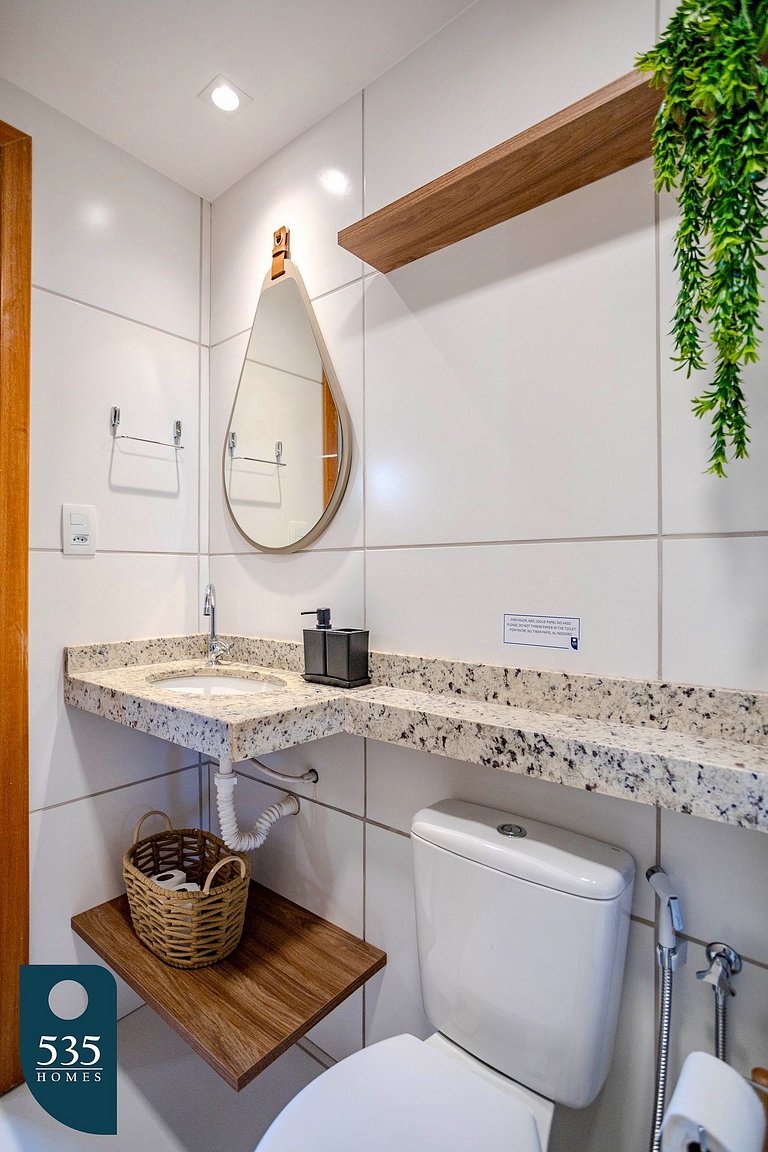 8th floor in Stella Maris just 400m from the sea