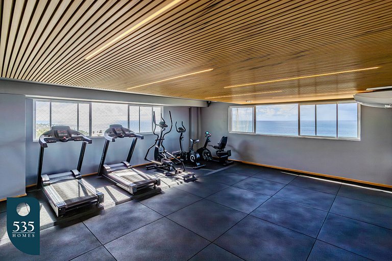 8th floor in Stella Maris just 400m from the sea