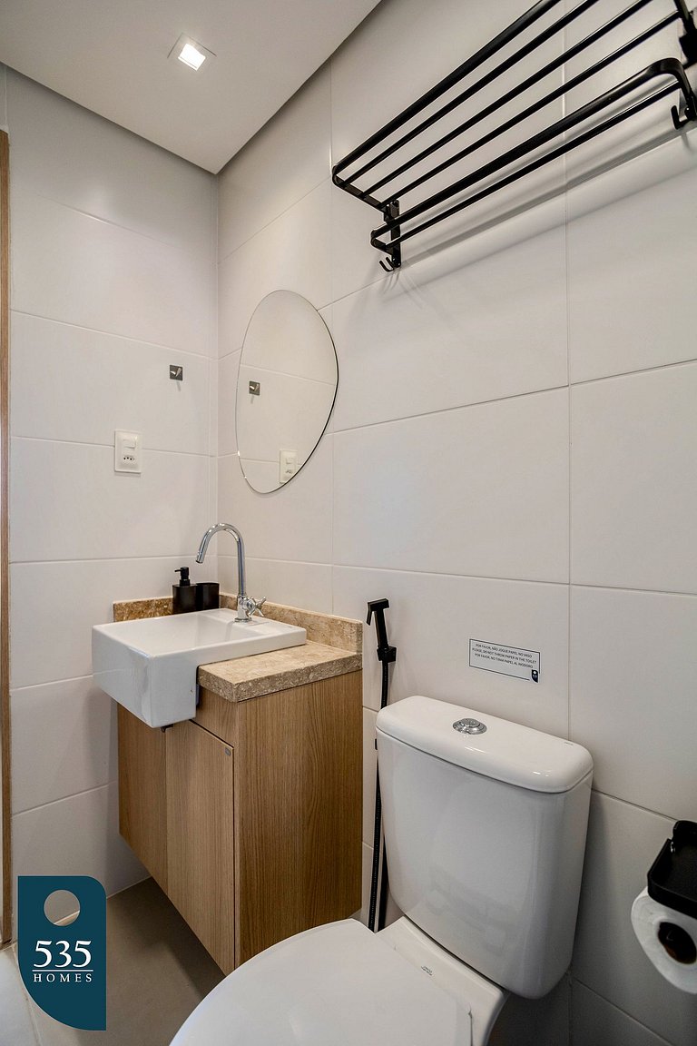 Enjoy sea view from 11th floor 200m from the sea