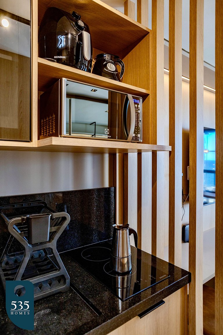 Enjoy sea view from 11th floor 200m from the sea