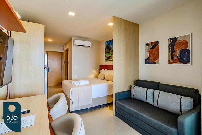 Studio with sea view steps from Barra Beach