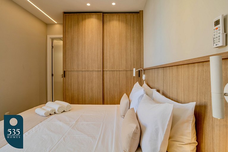High floor apartment near Barra Beach