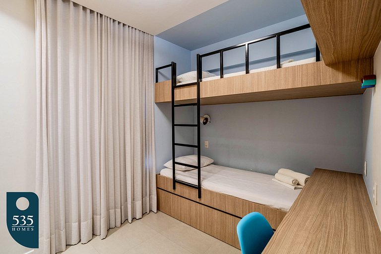 High floor apartment near Barra Beach