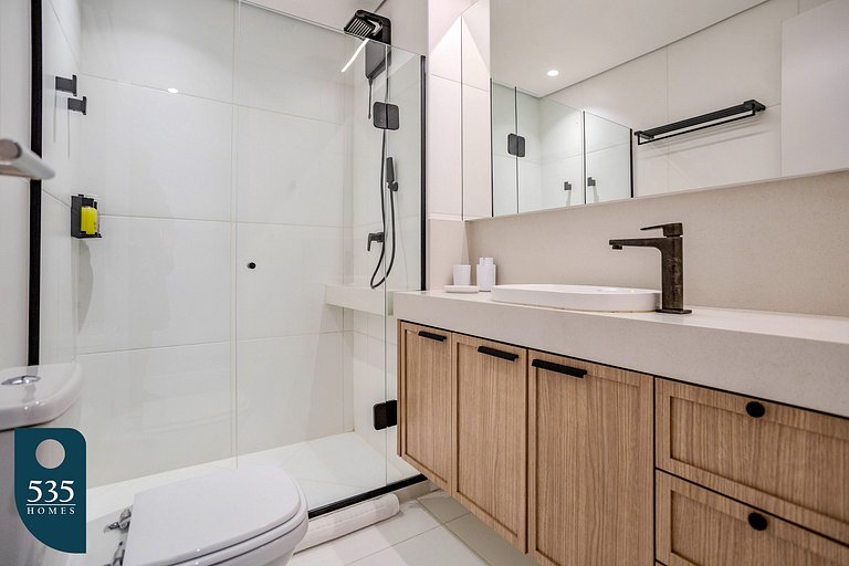 High floor apartment near Barra Beach
