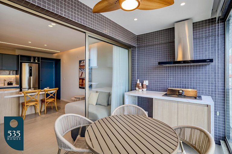 High floor apartment near Barra Beach