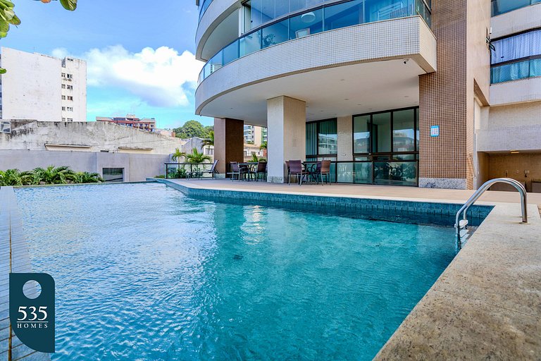 O mar da Barra visto do alto do oitavo andar