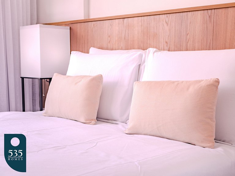 Relax in an ocean view apartment in Barra
