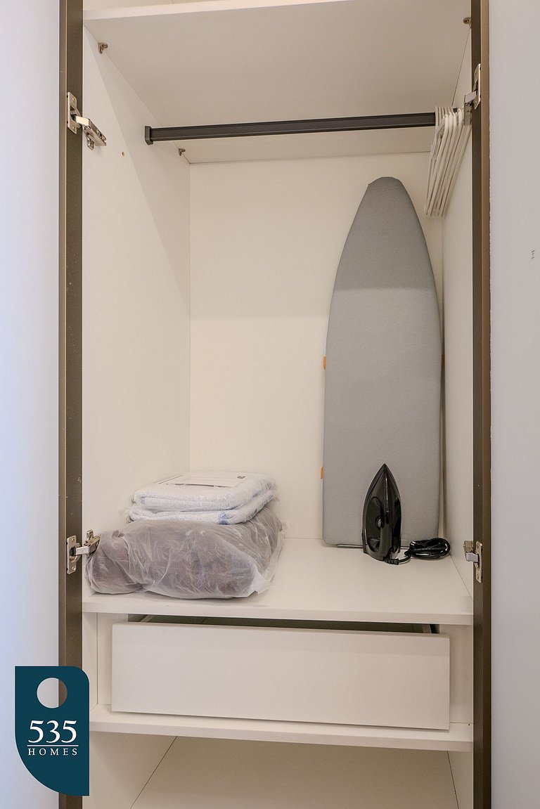 Apartamento com linda decoração no Único Barra