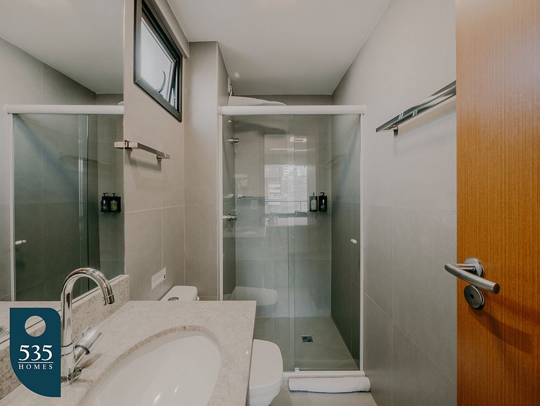 Apartamento com linda decoração no Único Barra