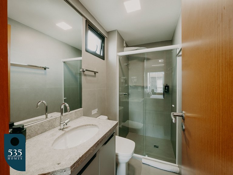 Apartamento com linda decoração no Único Barra