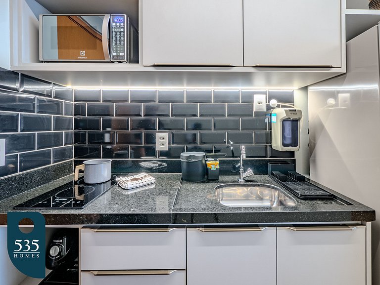 Apartamento com linda decoração no Único Barra