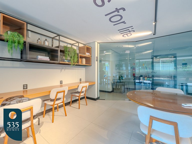 Apartamento com linda decoração no Único Barra