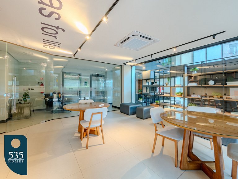 Apartamento com linda decoração no Único Barra