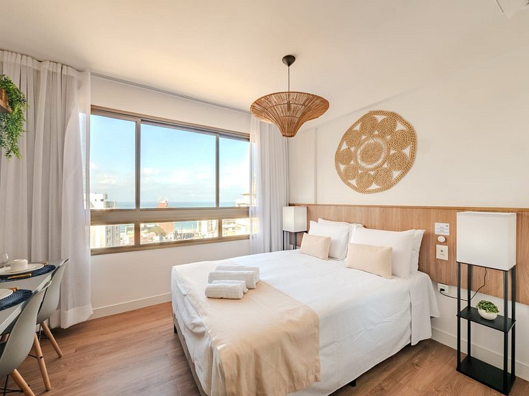Relax in an ocean view apartment in Barra