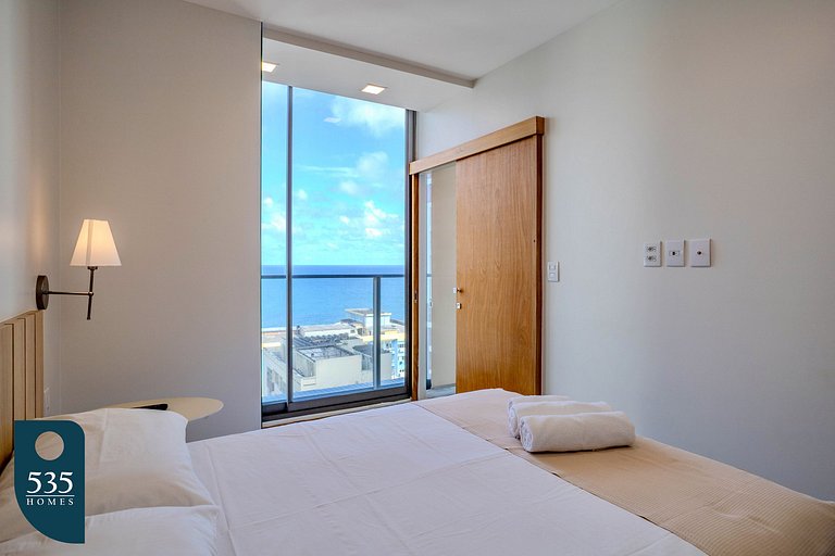 2 Bedroom with Sea View Near Farol da Barra