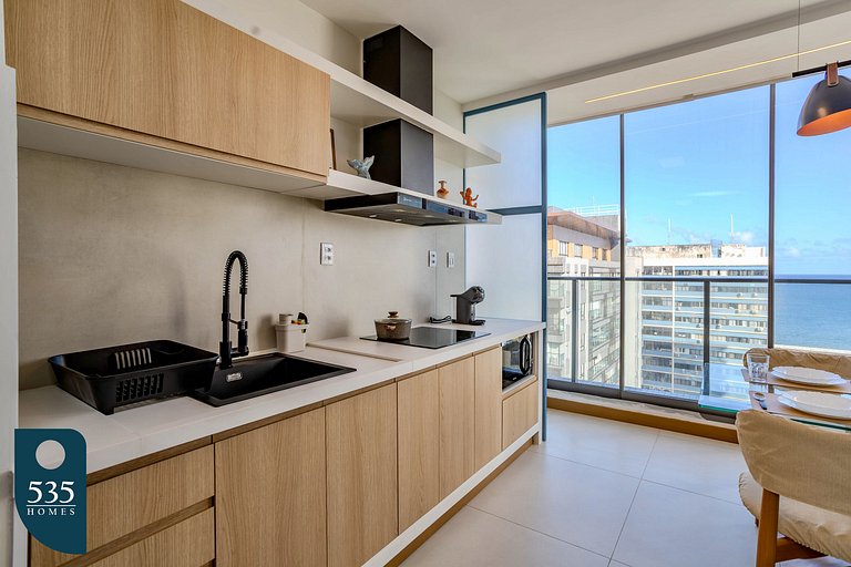 2 Bedroom with Sea View Near Farol da Barra