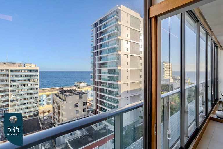 2 Bedroom with Sea View Near Farol da Barra