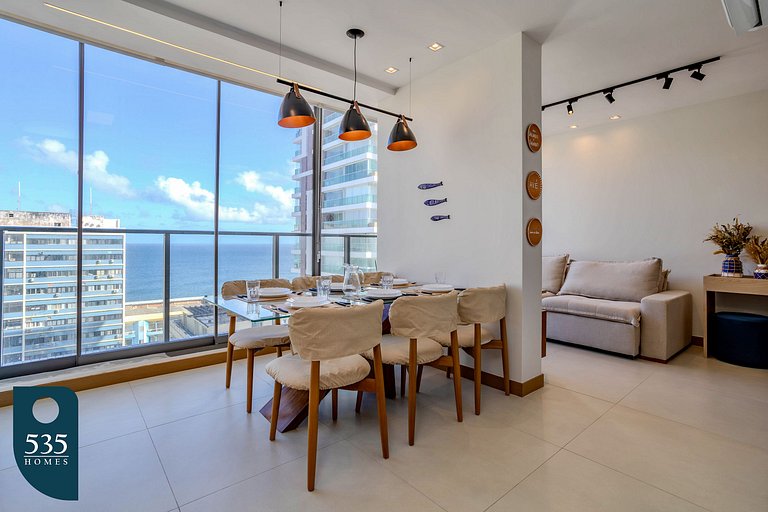 2 Bedroom with Sea View Near Farol da Barra