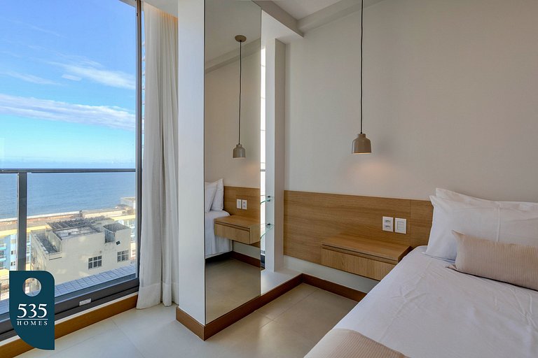 2 Bedroom with Sea View Near Farol da Barra