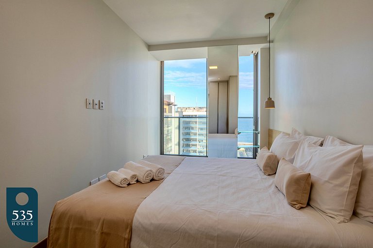 2 Bedroom with Sea View Near Farol da Barra