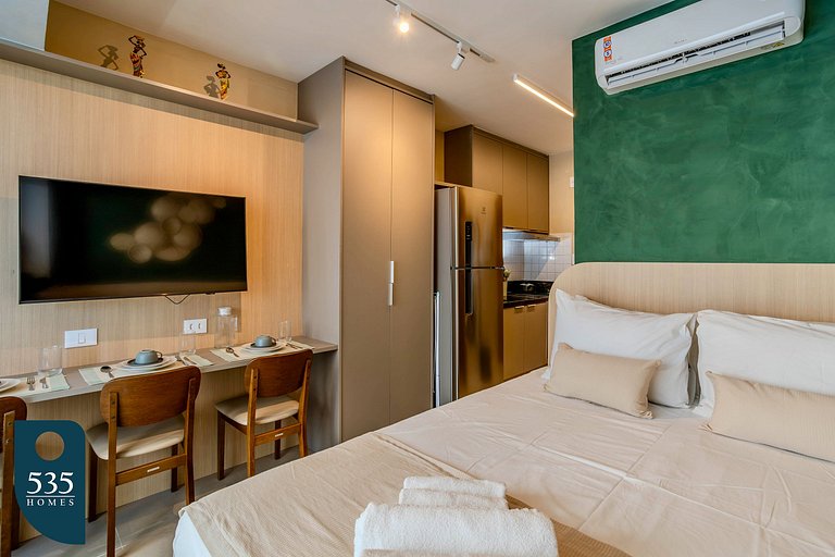 Modern Studio Paralela Sleeps 3 Premium Location