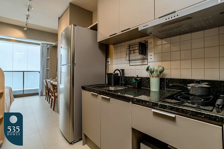Modern Studio Paralela Sleeps 3 Premium Location