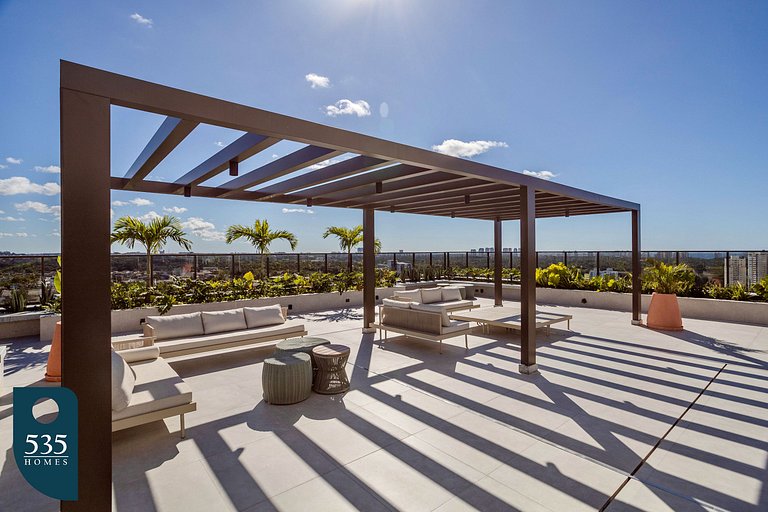 Modern Studio Paralela Sleeps 3 Premium Location