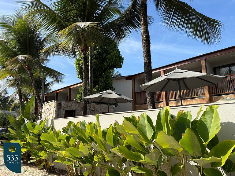 Retreat with pool near Pituba in Itacaré