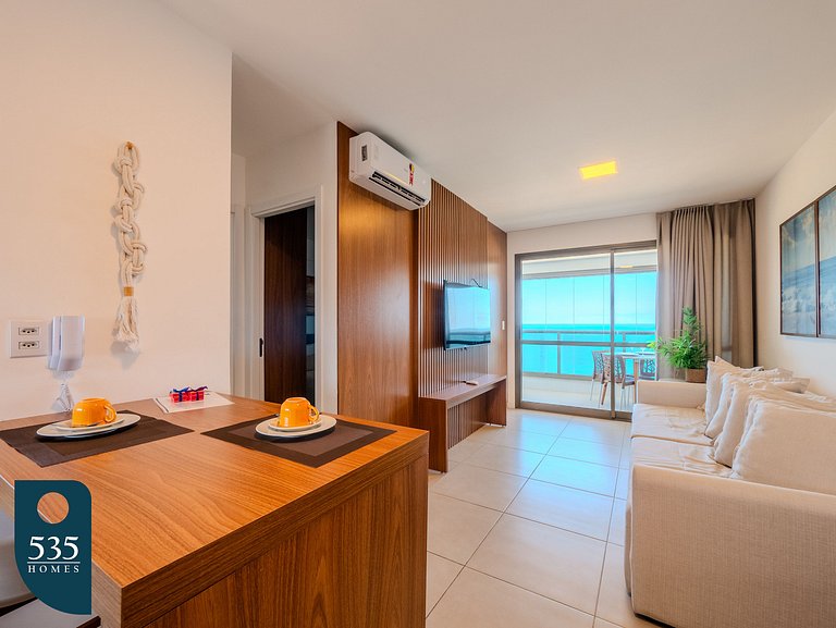 One-Bedroom Apartment 290m from Farol da Barra