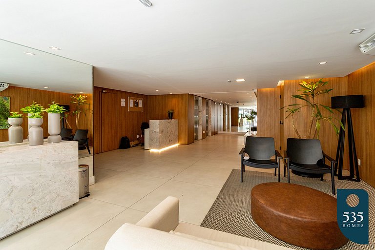 Live comfortably in Barra with an ocean view
