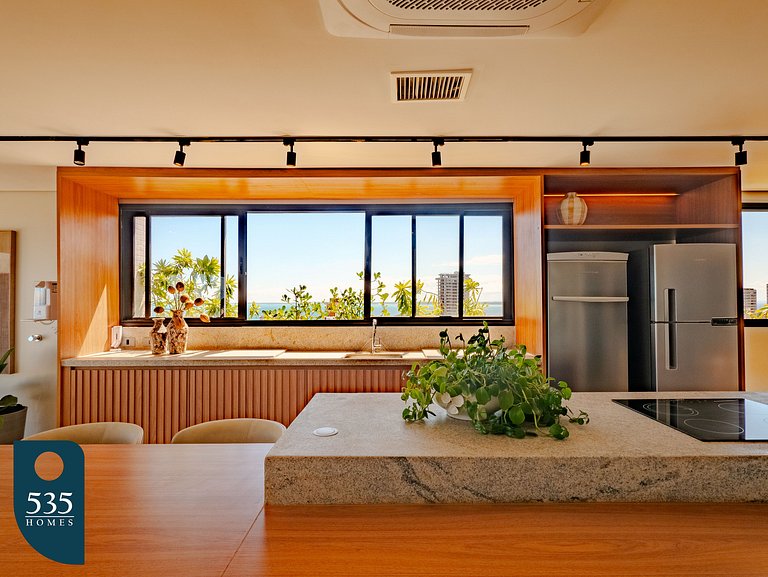 Vista mar equipado com piscina no rooftop