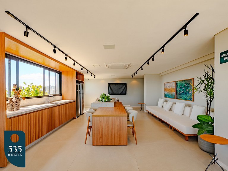 Fully equipped apartment with rooftop pool