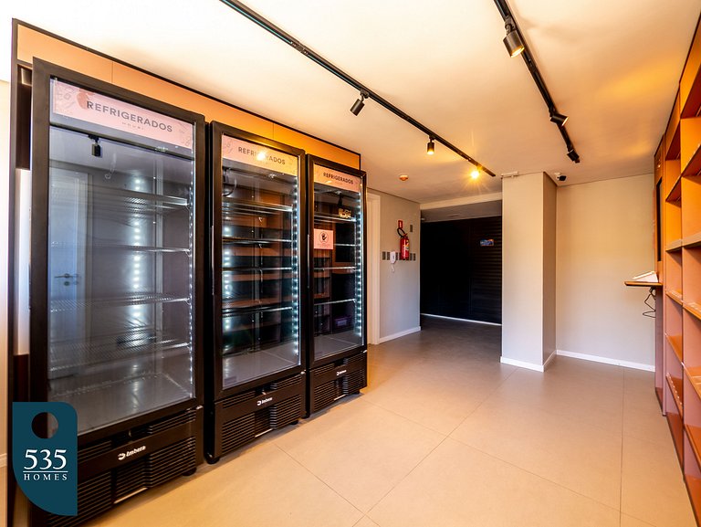 Fully equipped apartment with rooftop pool