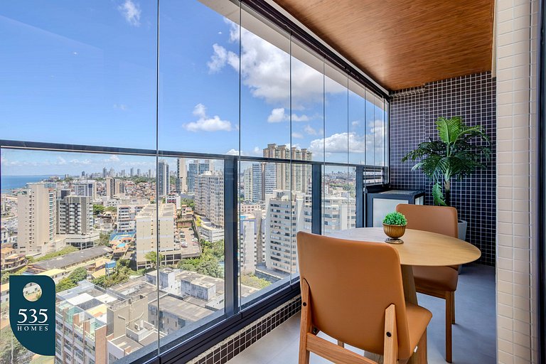 Apartment with Sea View and Rooftop Pool