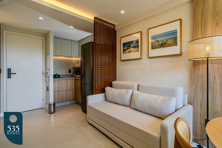 Modern apartment with pool near the beach