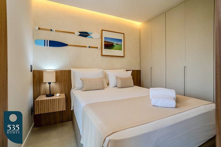 Modern apartment with pool near the beach