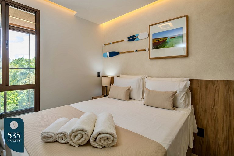 Modern apartment with pool near the beach